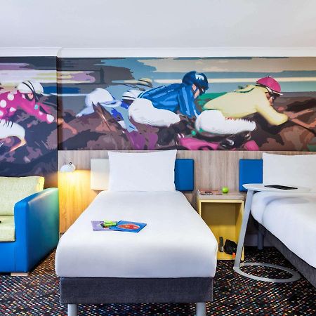 Hotel Ibis Styles Reading Oxford Road Esterno foto