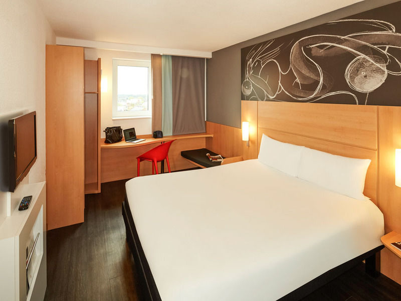Hotel Ibis Styles Reading Oxford Road Esterno foto
